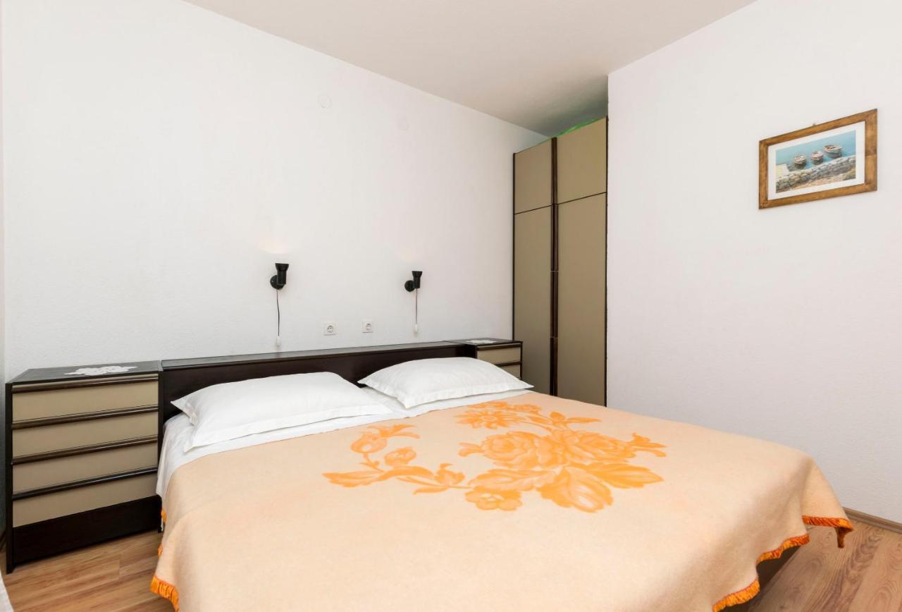 Apartments Neda Трогир Экстерьер фото