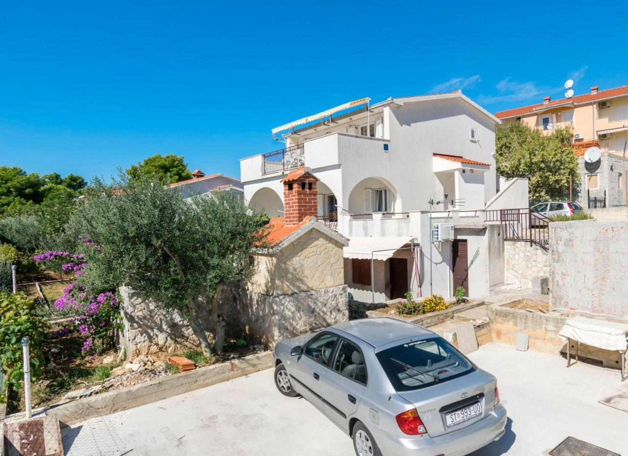 Apartments Neda Трогир Экстерьер фото
