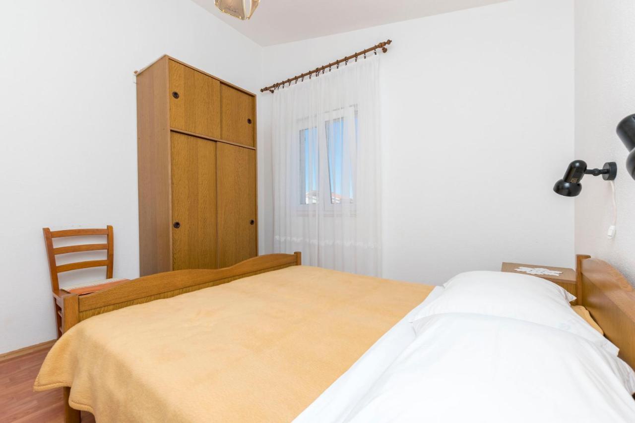 Apartments Neda Трогир Экстерьер фото