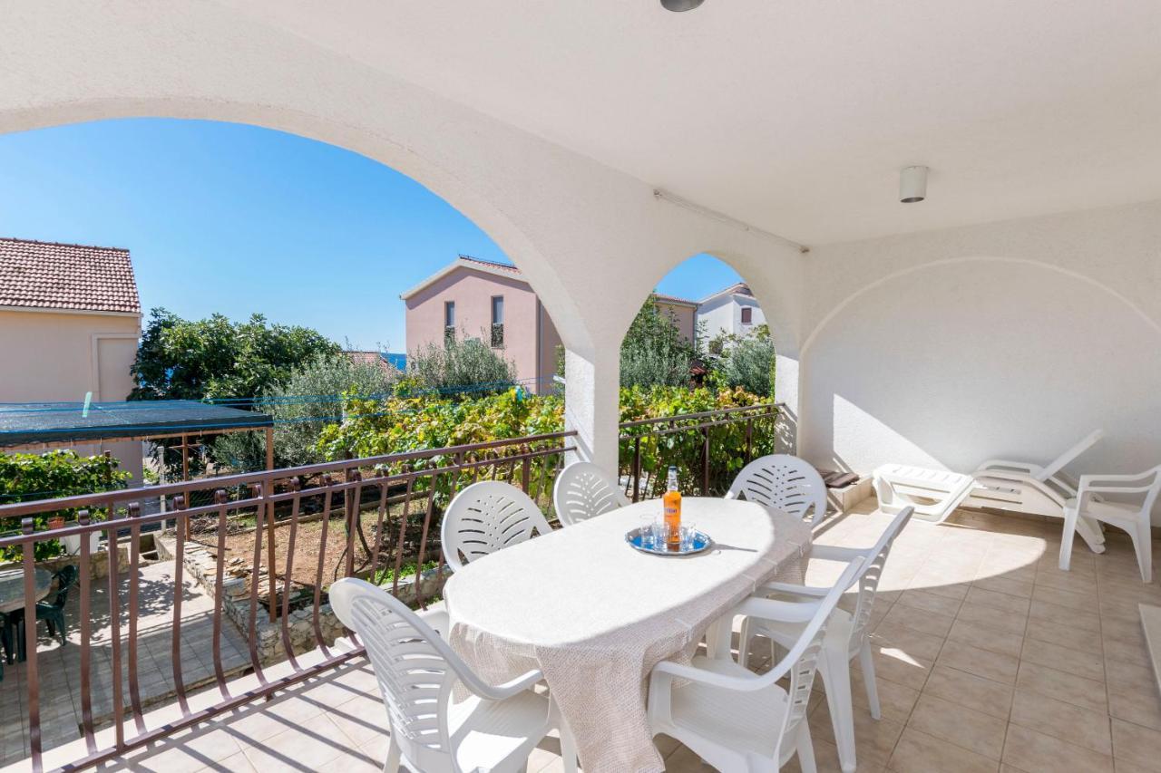 Apartments Neda Трогир Экстерьер фото
