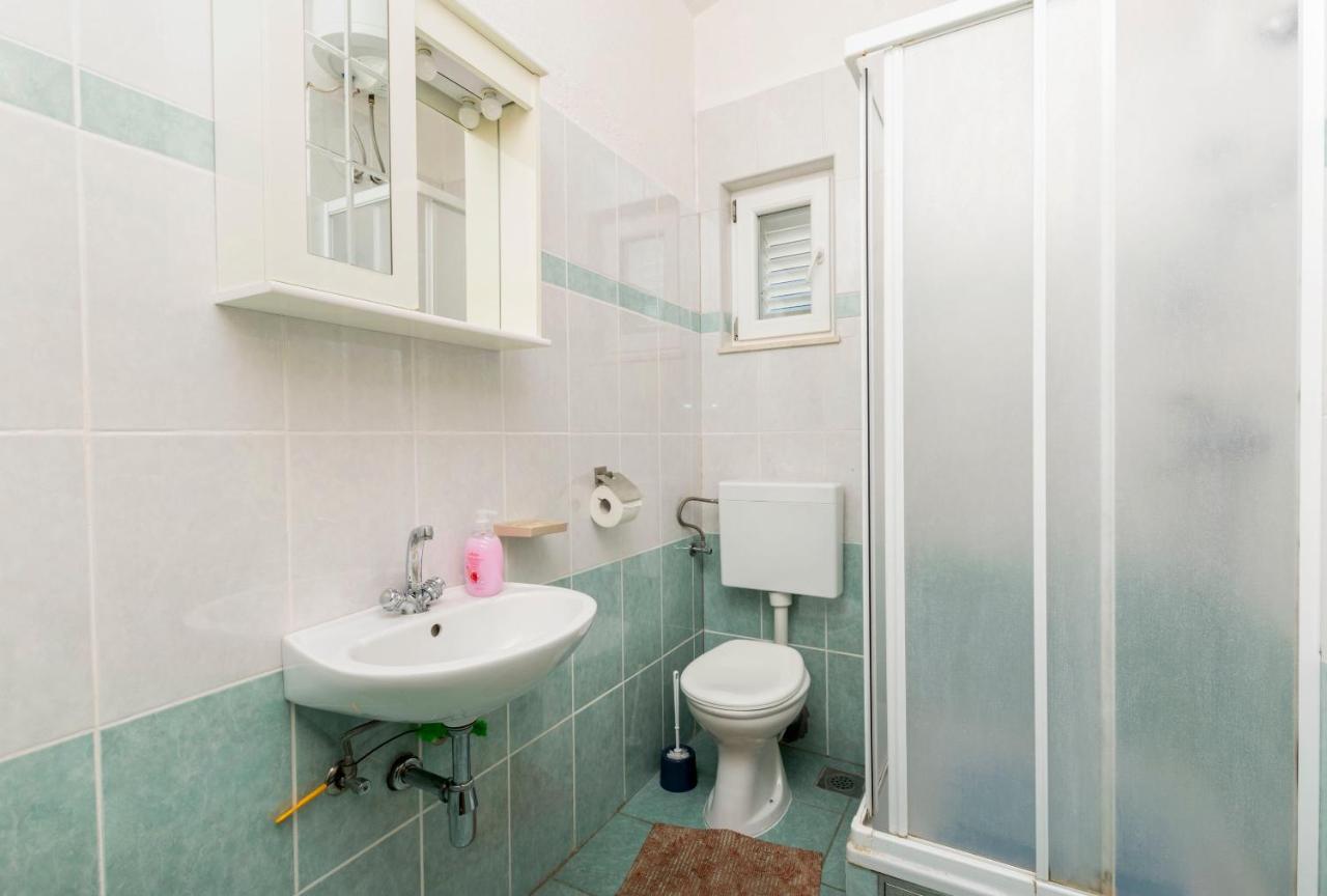 Apartments Neda Трогир Экстерьер фото