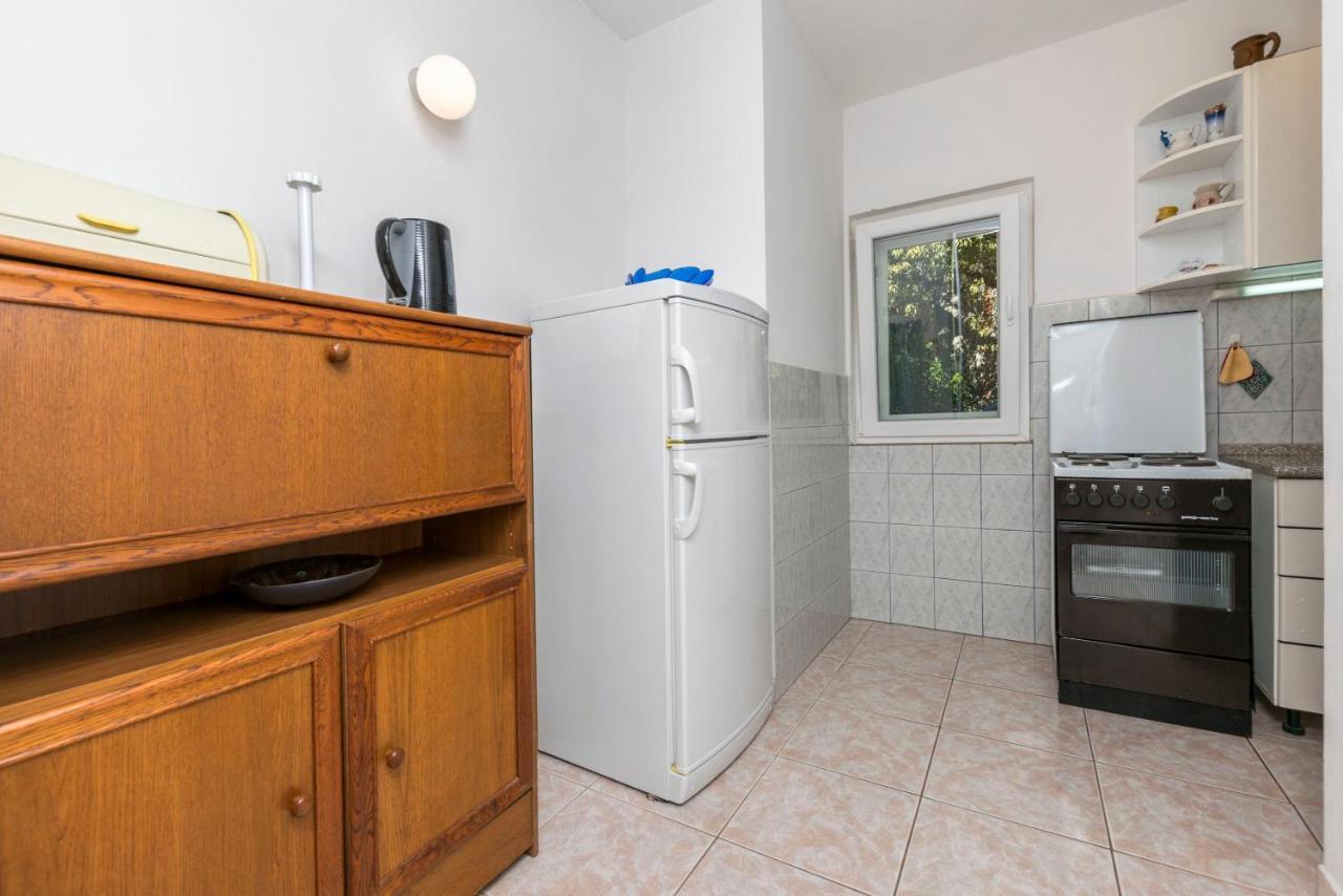 Apartments Neda Трогир Экстерьер фото